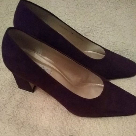 Beautiful Brown Suede Jacqueline Ferrar Pumps Size 9, Made in Brazil - Picture 3 of 6